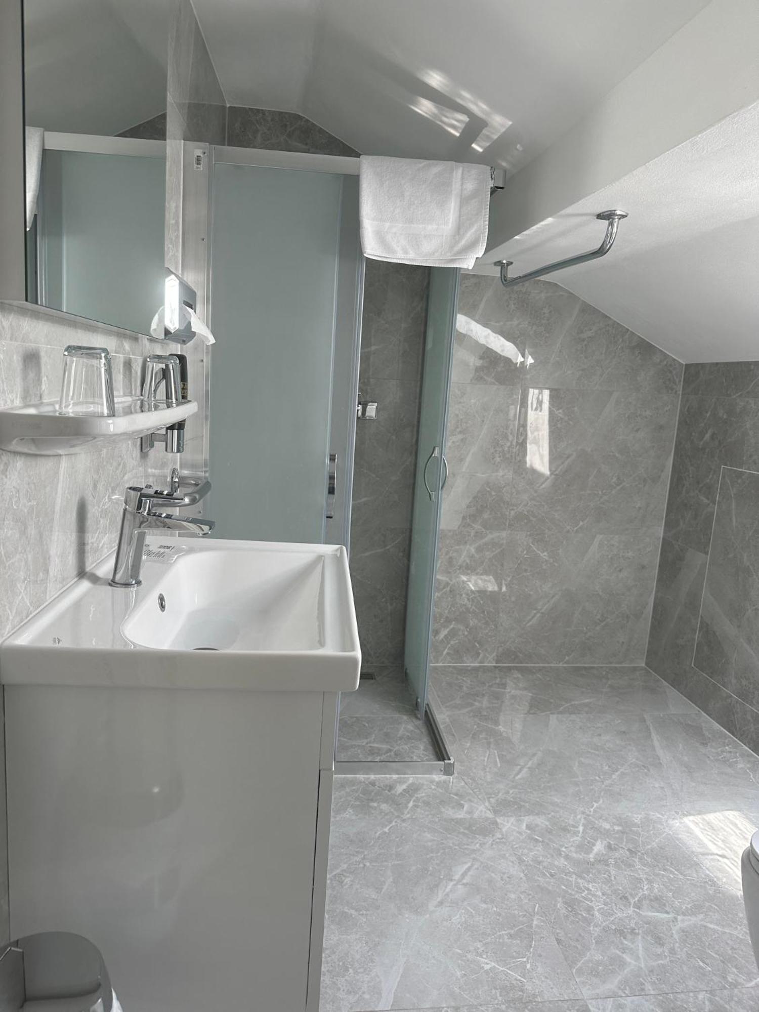 Hotel Pension Schwansee ชวานเกา ภายนอก รูปภาพ